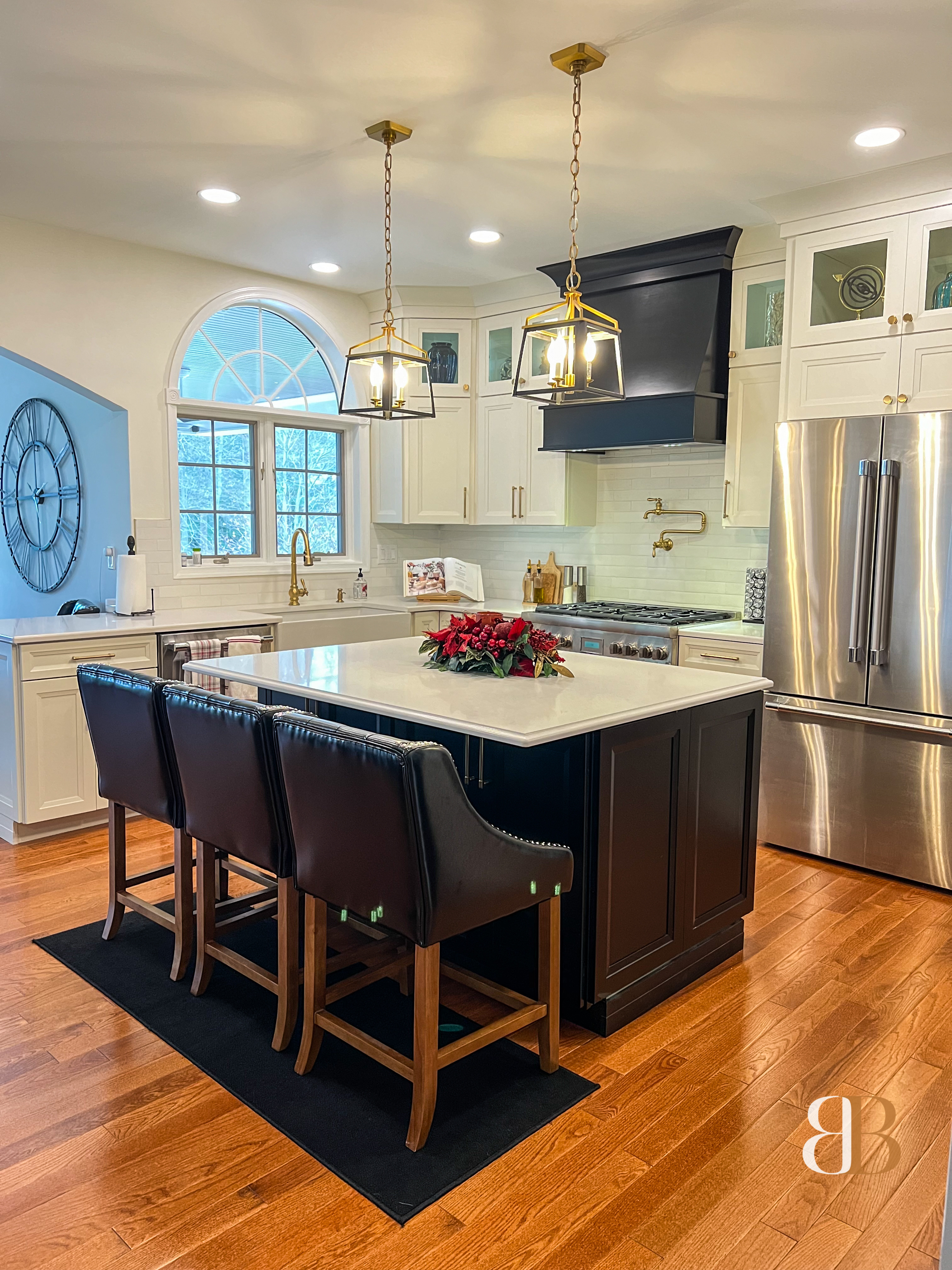 Contemporary kitchen remodel in Villanova by B&B Associates Creations — photo 9